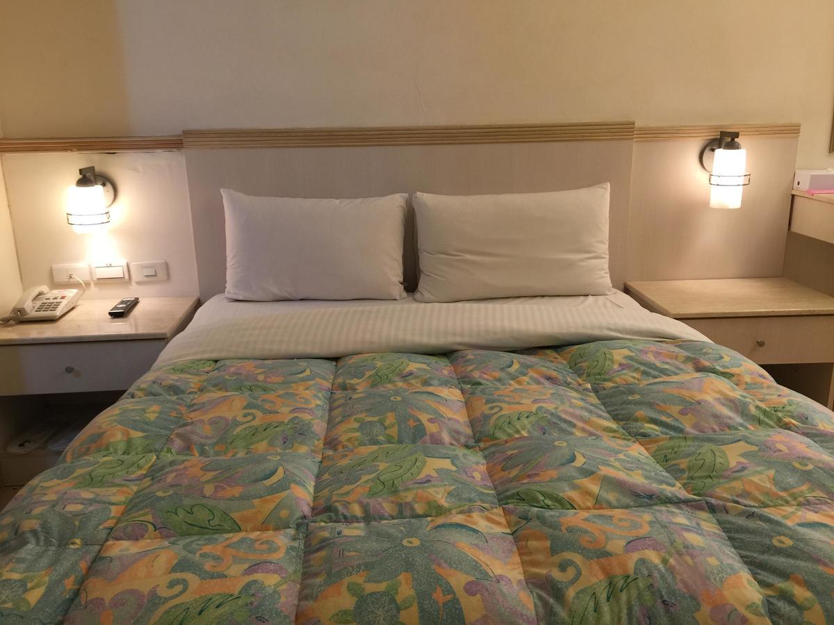 Goshen Hotel Гаосюн Екстер'єр фото